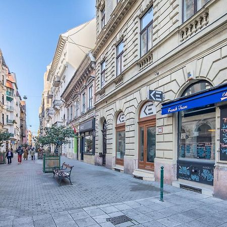 Melody Meadow Apartment Budapest Ngoại thất bức ảnh