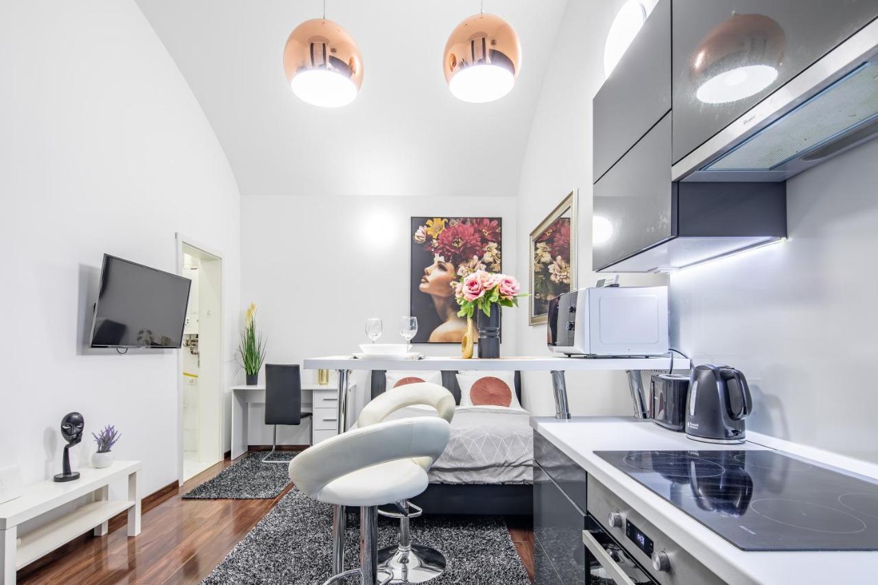 Melody Meadow Apartment Budapest Ngoại thất bức ảnh