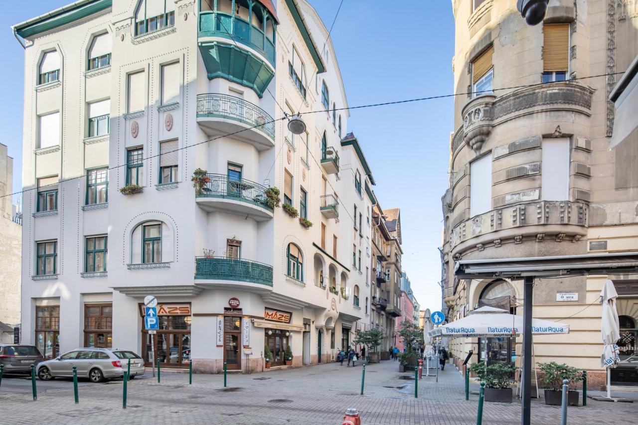 Melody Meadow Apartment Budapest Ngoại thất bức ảnh